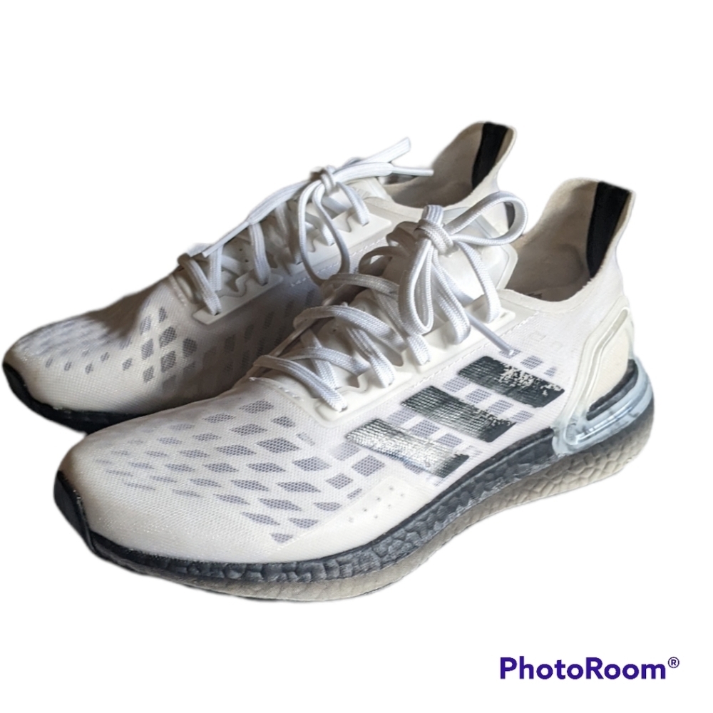 Men's Adidas Ultraboost PB shoes sz 6​​​